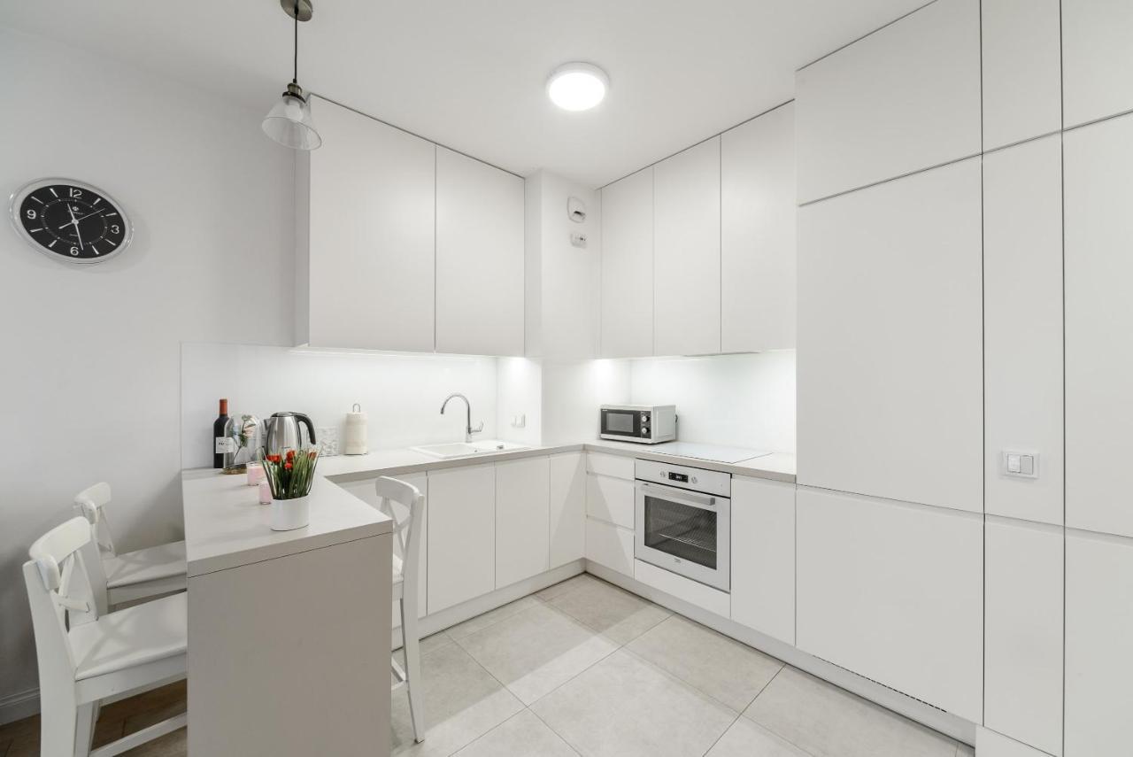 Luxury Apartment On Grzybowska Street Warsaw Exterior photo
