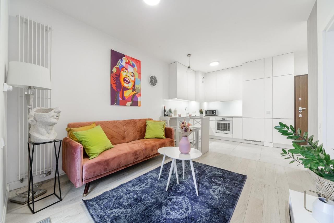 Luxury Apartment On Grzybowska Street Warsaw Exterior photo